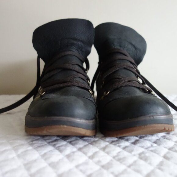 Merrell Eventyr Bluff Waterproof Hiking Boots – Wmns 9.5 - Picture 7 of 11